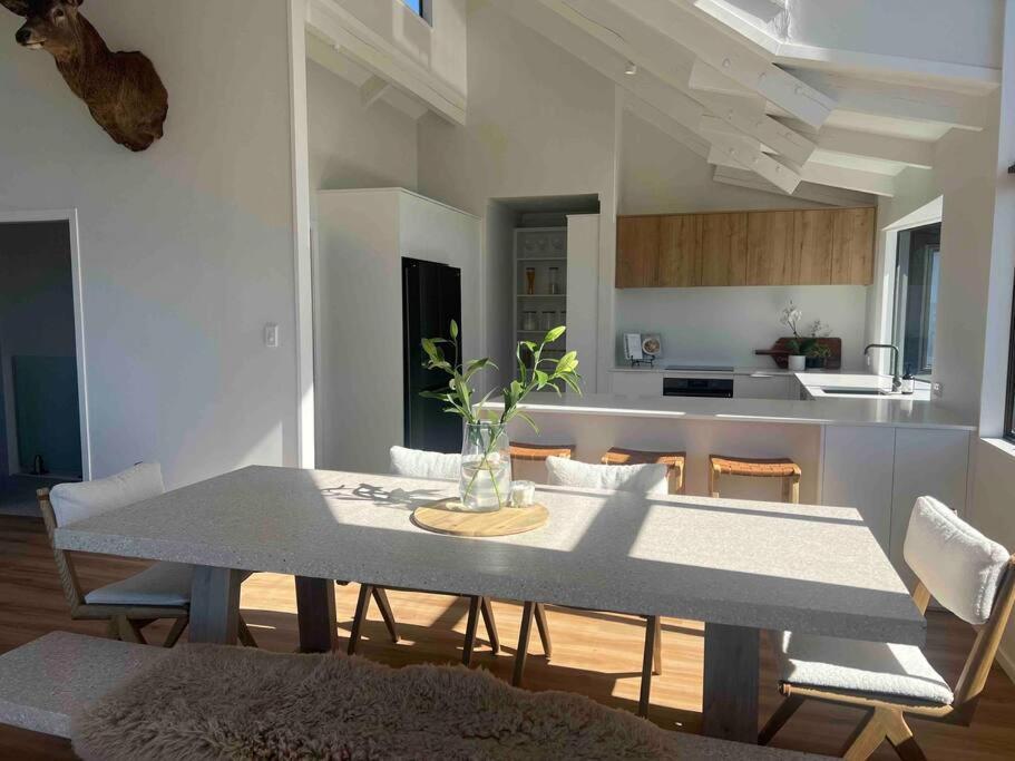 Villa Breathtaking Views Tauposee Exterior foto